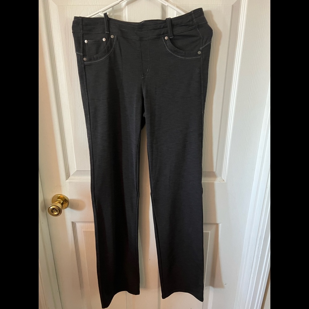 KÜHL pants in charcoal